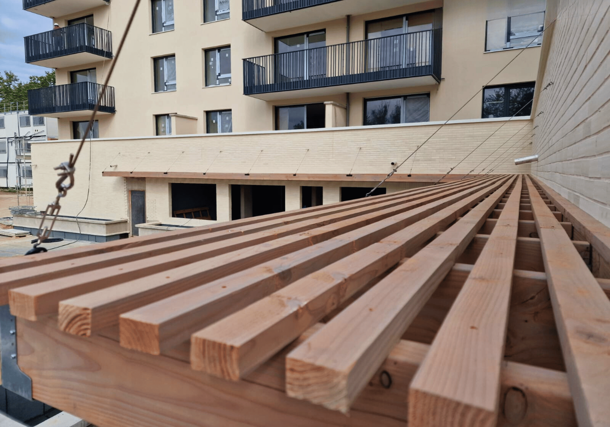 Pergola suspendue à Trappes